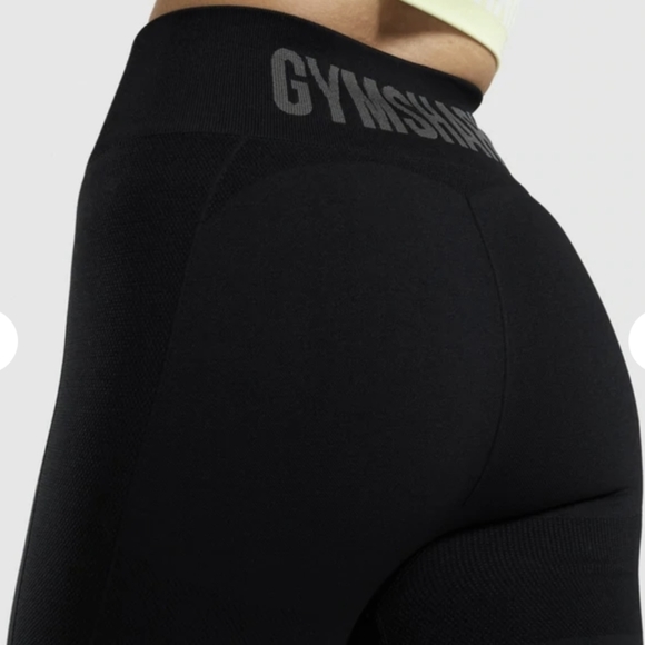 Flex Biker Shorts - Picture 3 of 4